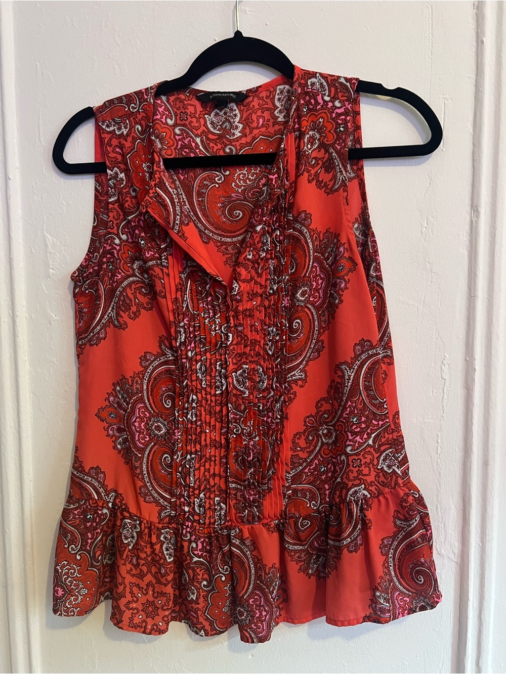 Banana Republic Sleeveless Red-orange  Paisley Ruffle-Trim Women's Top